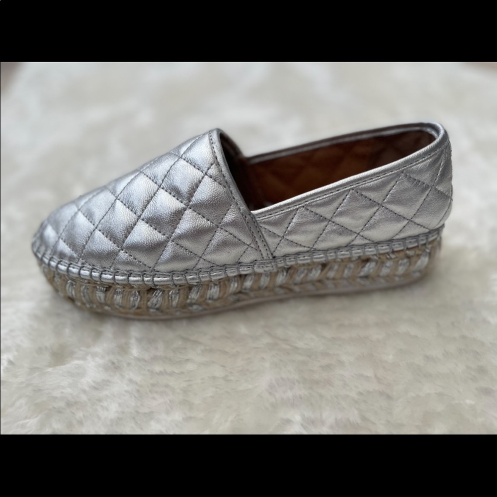 Maiden Lane Silver Metallic Espadrilles Size 8